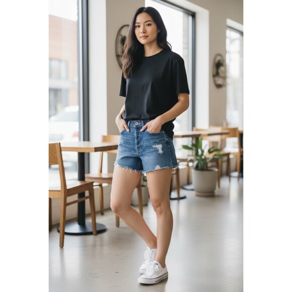 Wild Fable Juniors Teens High-Rise Distressed Cut-Off Denim Shorts Size 2/XS - Picture 2 of 12